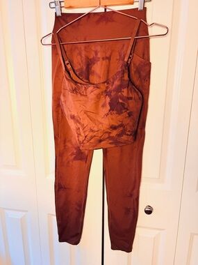 Alphalete Rust Tie-Dye Set